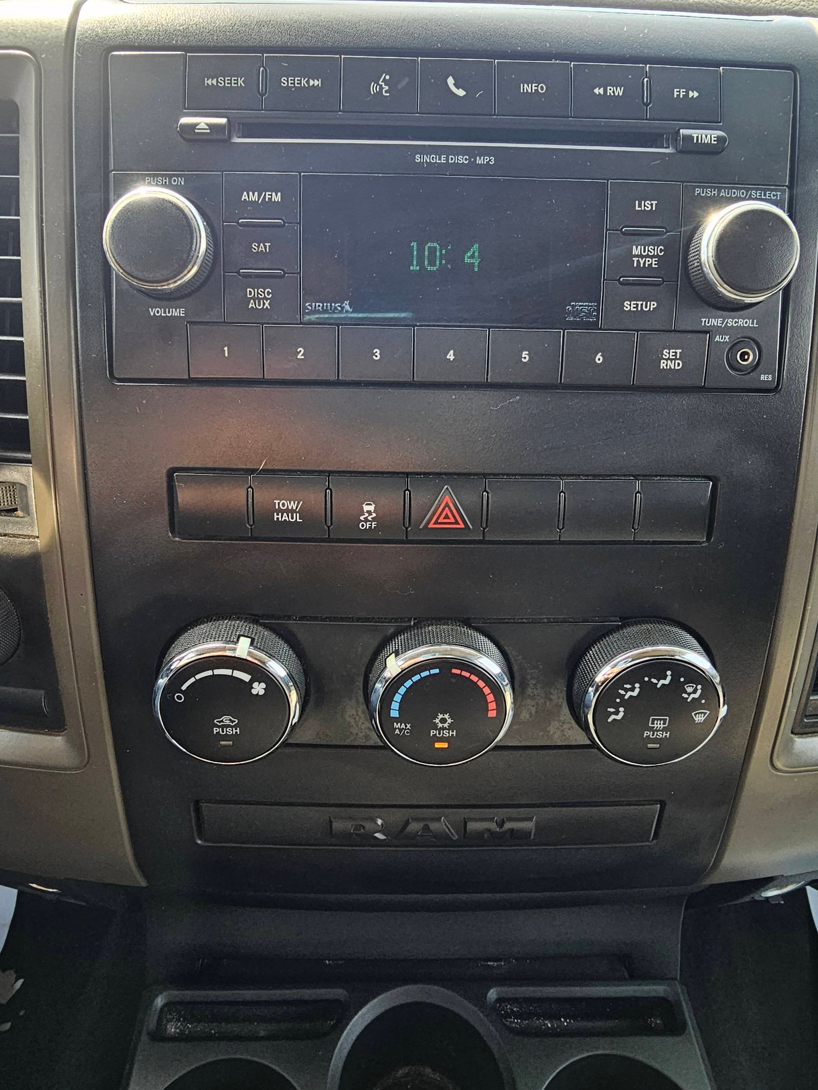 2011 DODGE RAM 1500 - Image 7