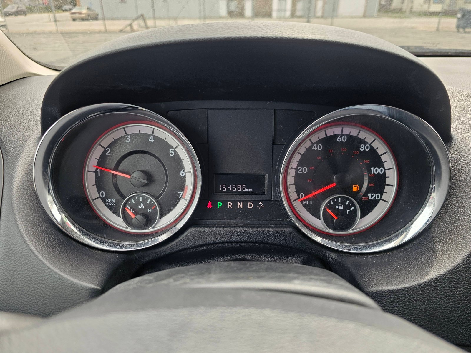 2011 DODGE GRAND CARAVAN - Image 16
