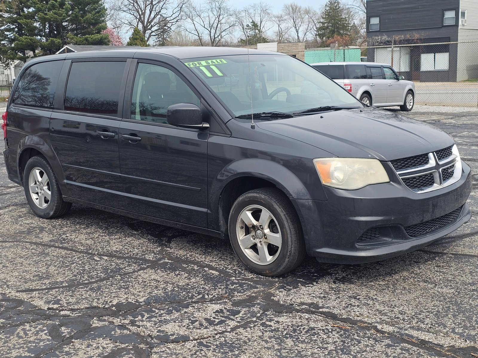 2011 DODGE GRAND CARAVAN - Image 6