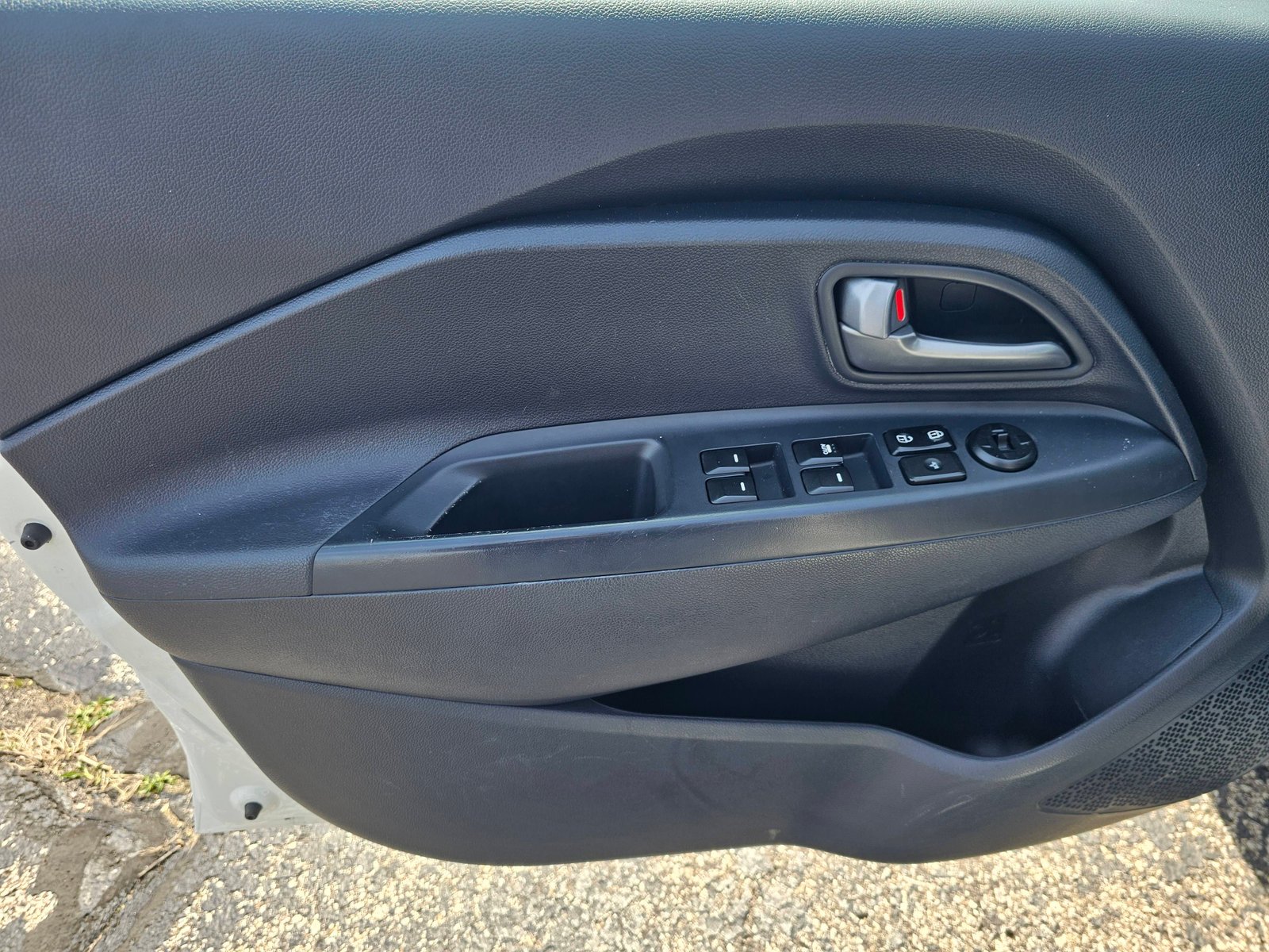 2014 KIA RIO - Image 12